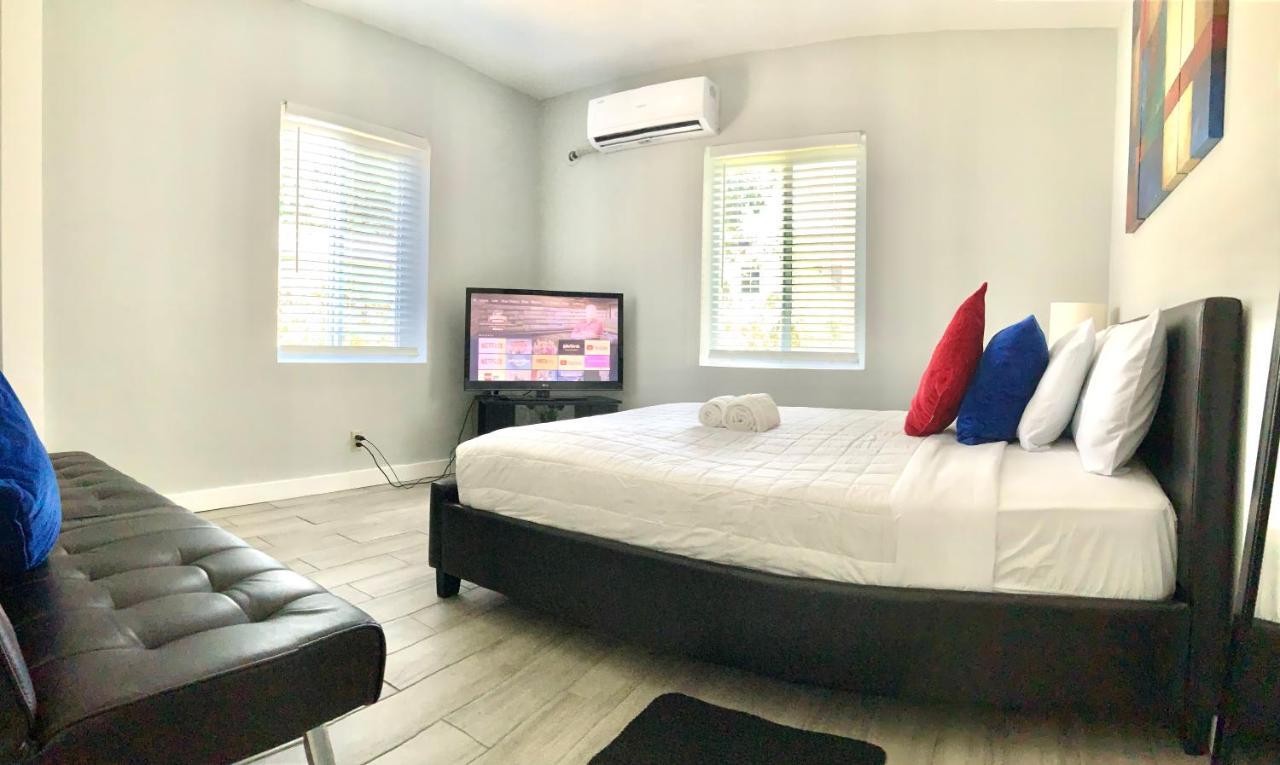 Adorable Private Apartments In The Heart Of Miami! Esterno foto